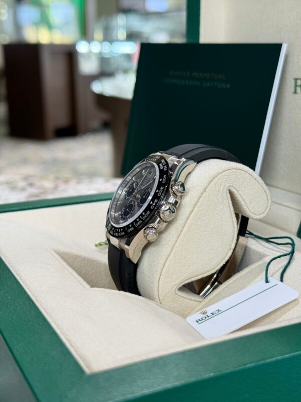 Replica Rolex Daytona 116519, Ultra-Realistic, A Collector's Dream - Image 6